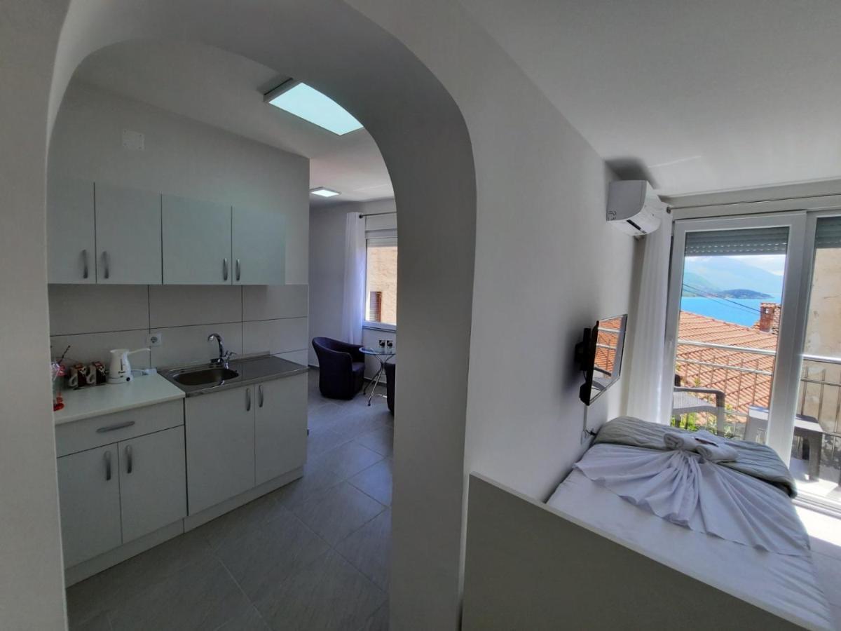 Redex Apartments Ohrid Eksteriør billede